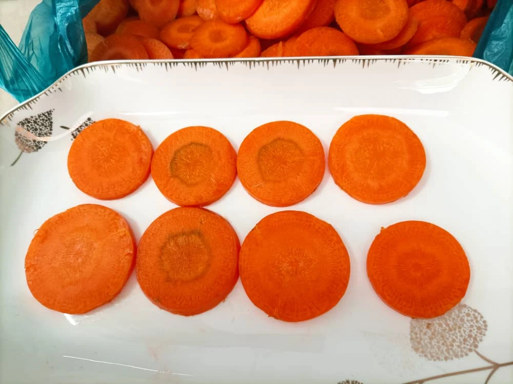 Vegetable slicing machine 1 Vegetable slicing machine 1